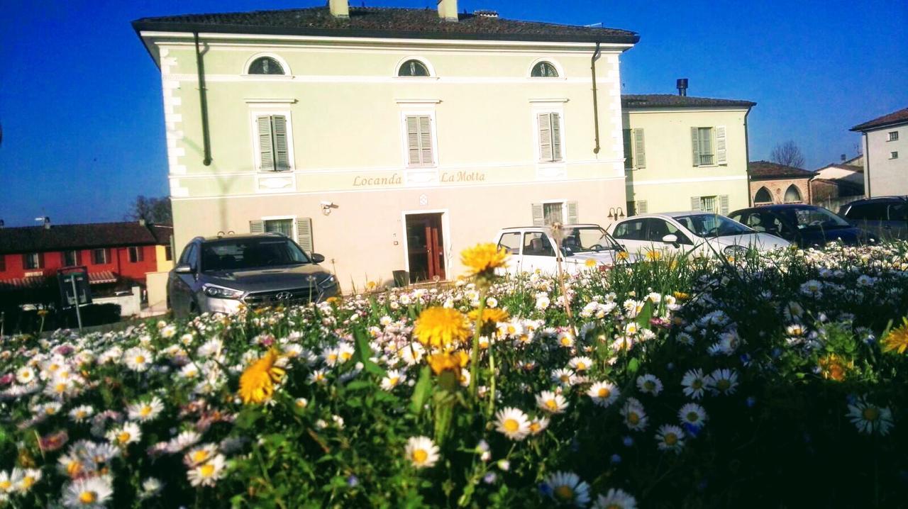 Locanda La Motta Motta Baluffi Exterior foto
