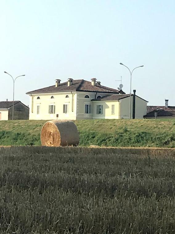 Locanda La Motta Motta Baluffi Exterior foto